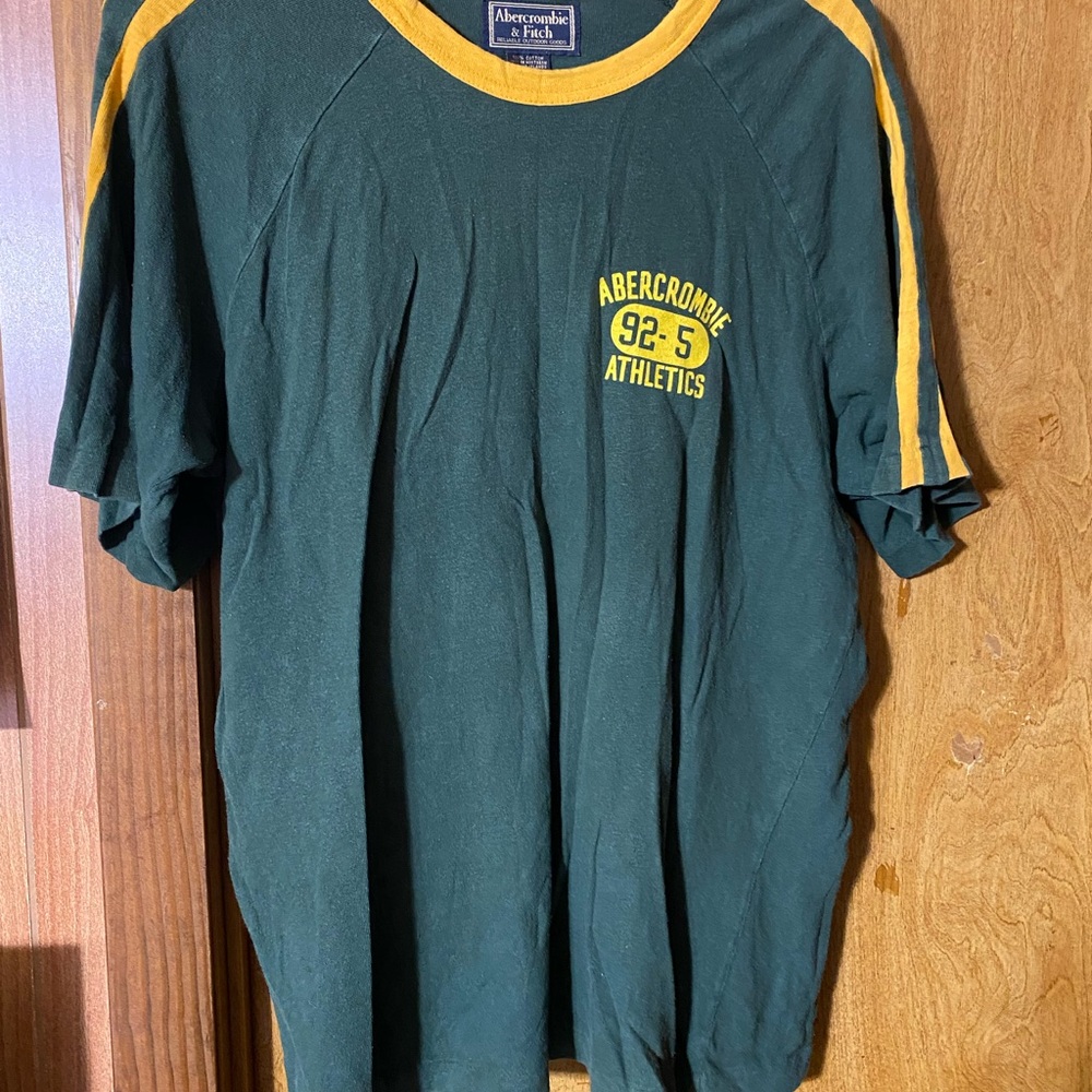 Abercrombie & Fitch Green and Yellow Tee